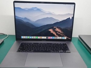 19 岁 MACBOOKPRO 高清视网膜显示屏，带你进入极致视觉体验