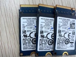 X7X7X7 暴力槽 256W 专业高效 SSD，性能卓越，可靠性强